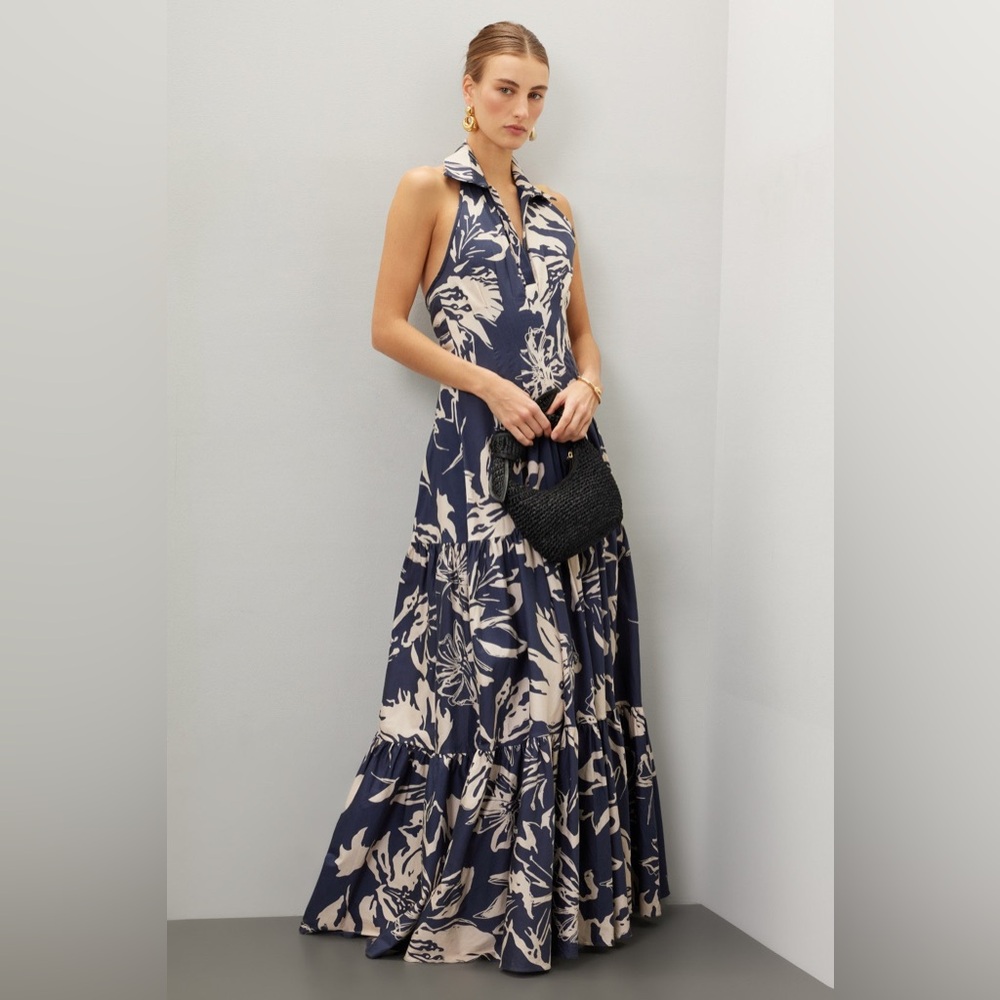 Chic Floral Maxi Dress in Navy and Cream